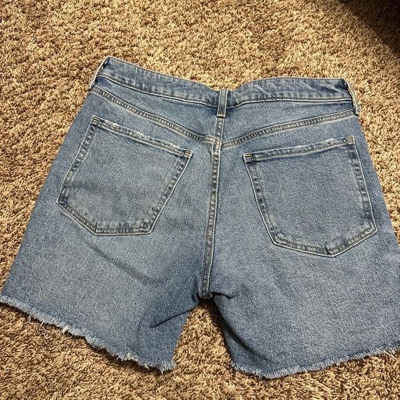 OLD NAVY DENIM SHORTS - Picture 4 of 4